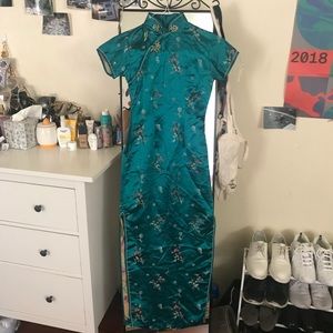 Rayon customized Chinese traditional dress qipao